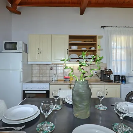 Flora Villa Skopelos Town