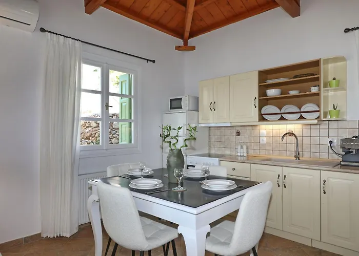 Villa Konstans Skopelos Town